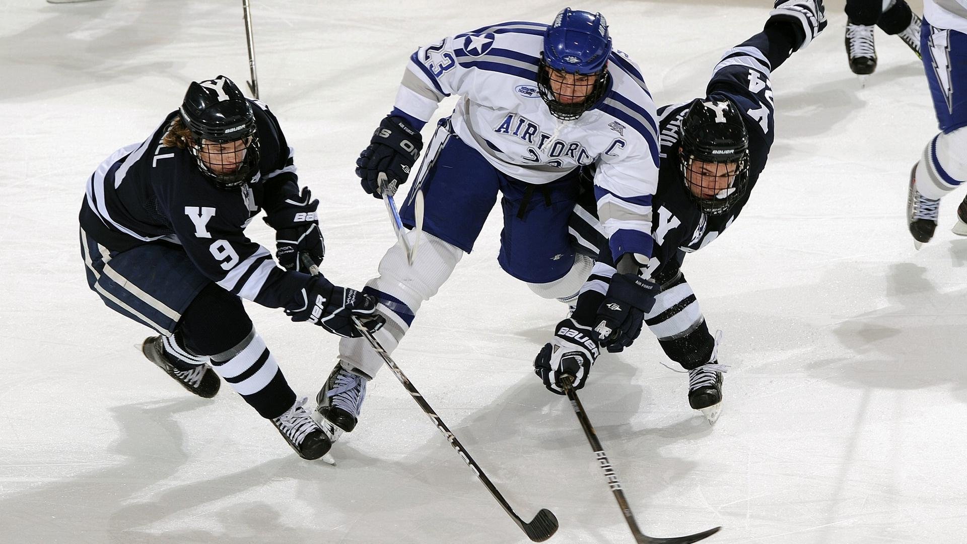 战术对决：北京队利用高位挡拆突破，屡屡得分！，战术对抗表演